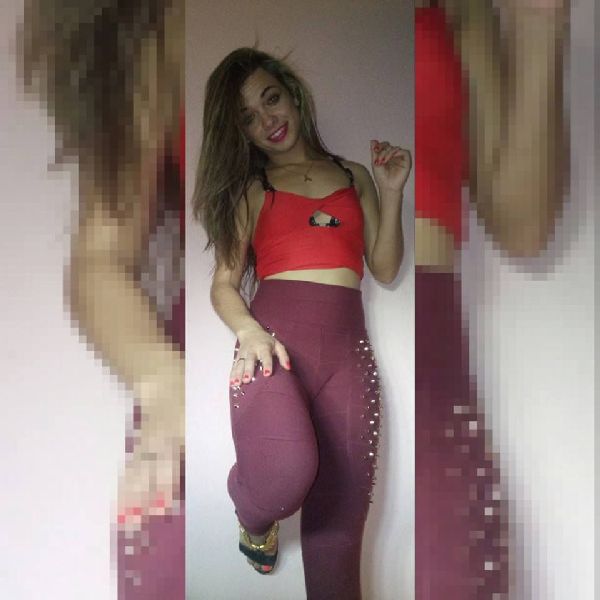 Foto 4 do Conto erotico: CONHECENDO MIANH FILHINHA.. Parte 2