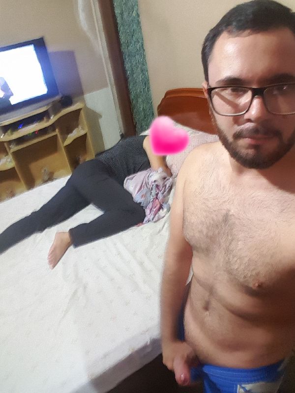 Foto 1 do Conto erotico: Com medo - Me aproveitei da minha mãe 