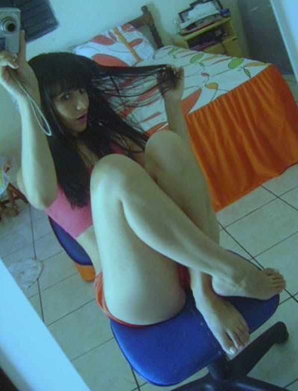 Foto 1 do Conto erotico: Fiquei espetada no cacete dele 2