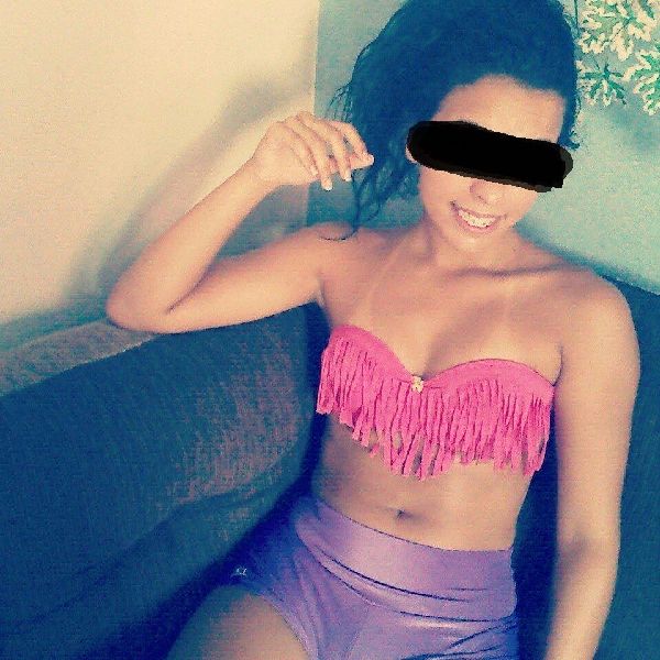 Foto 2 do Conto erotico: GOZANDO NO CARNAVAL! Parte 3