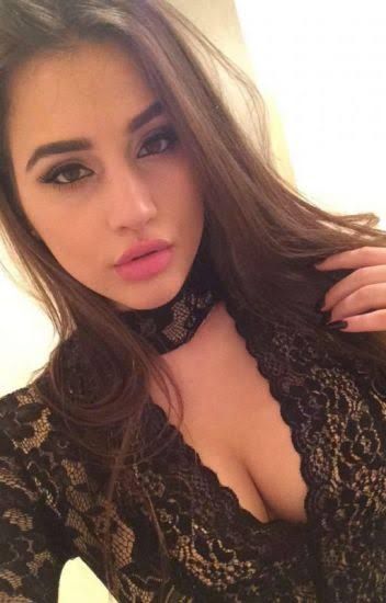 Foto 1 do Conto erotico: Minha amiga me fez prostituta