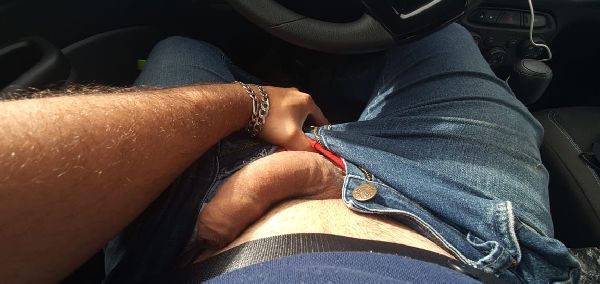 Foto 2 do Conto erotico: Mamando um motorista de aplicativos em uma sexta solitária