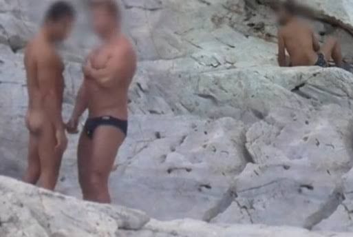 Foto 2 do Conto erotico: Rapidinha na praia