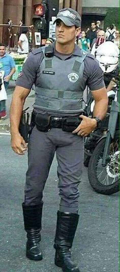 Foto 2 do Conto erotico: Minha história com o PM caralhudo