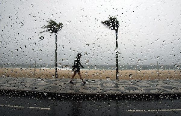 Foto 1 do Conto erotico: CHUVAS DE VERÃO