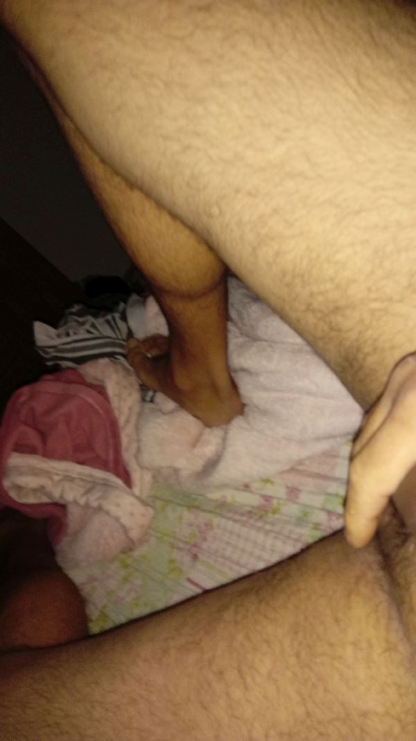 Foto 1 do Conto erotico: Sexo virtual punheta na cama esposa safadinha