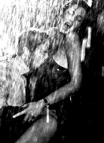 Foto 1 do Conto erotico: Vivendo a fantasia de uma Transa na Chuva.