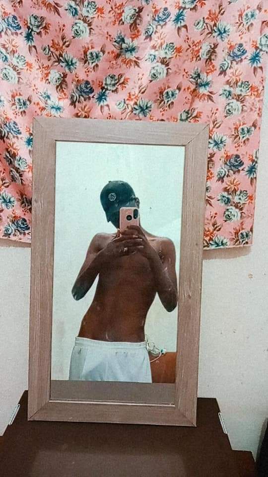 Foto 1 do Conto erotico: Tarei o novinho gostoso