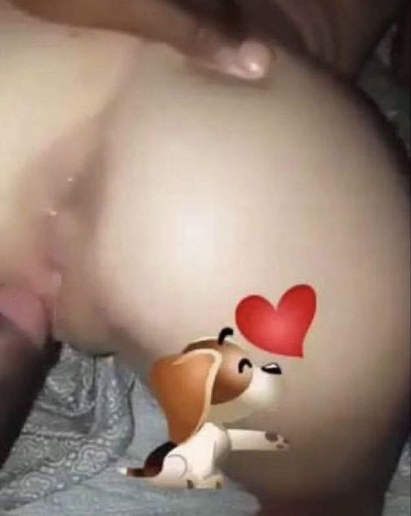 Foto 1 do Conto erotico: O coroa tirou minha virgindade