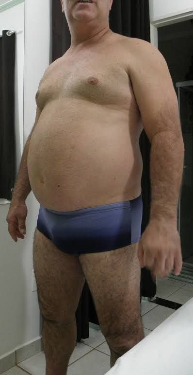 Foto 1 do Conto erotico: Dei para o homem gordo do parque aquático