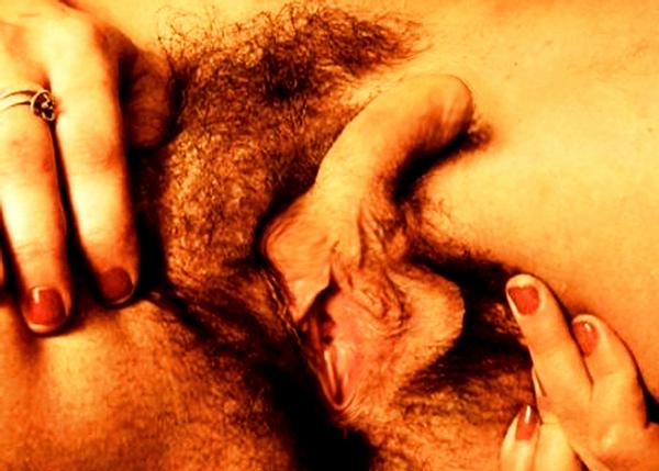 Foto 1 do Conto erotico: Enrabado por uma emafrodita