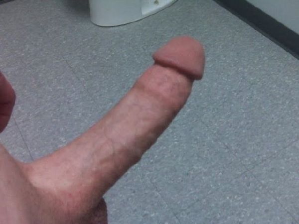 Foto 1 do Conto erotico: Meu primeiro macho foi meu irmão.