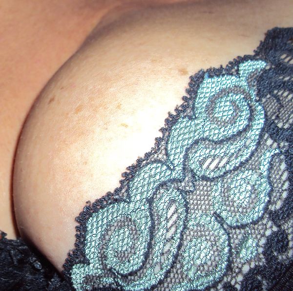 Foto 1 do Conto erotico: Exibindo a esposa tesuda