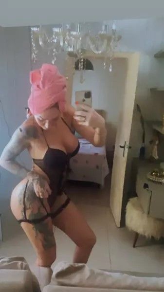 Foto 4 do Conto erotico: Tomei todo o leite da loira antes de ir para o trabalho