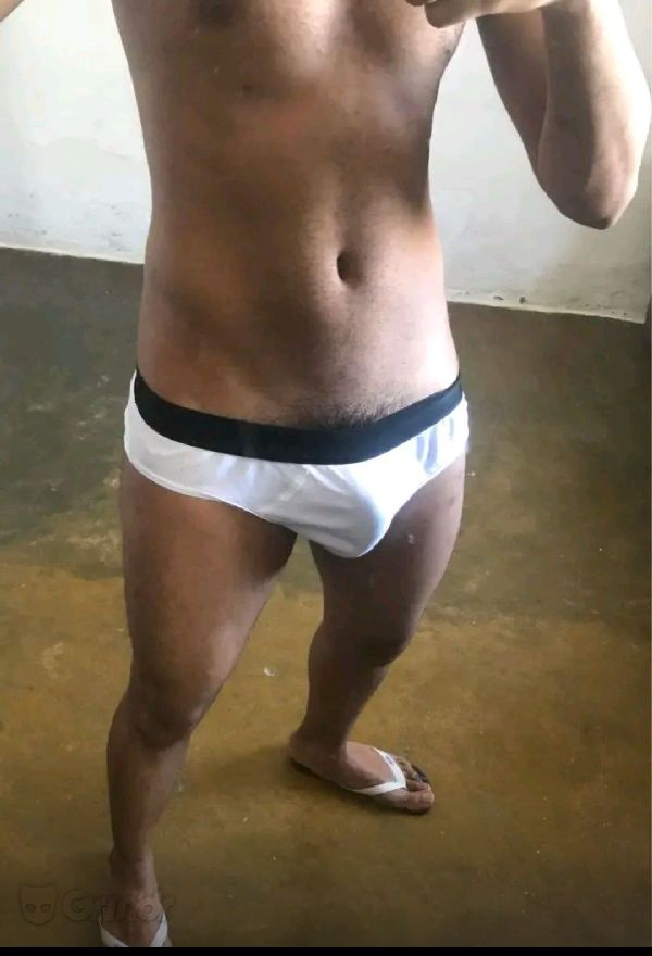 Foto 1 do Conto erotico: Mamando meu primo roludao