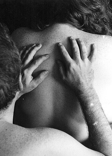 Foto 2 do Conto erotico: Massagem na esposa do meu amigo...