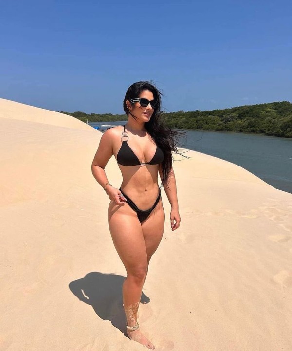 Foto 2 do Conto erotico: JHU GHE - 24º - UMA MULHER VIBRANTE.
