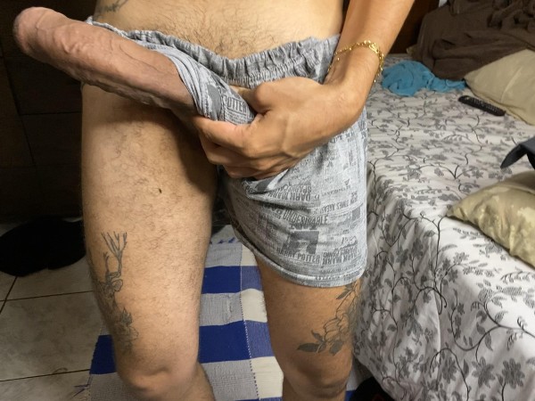 Foto 2 do Conto erotico: Contando sobre o passado, ela me mostrou nudes do ex