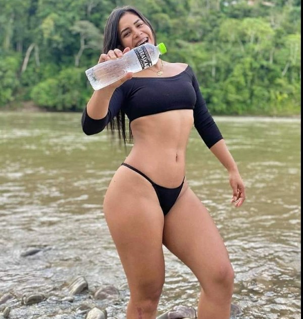 Foto 2 do Conto erotico: TEMA - JHU - UMA LINDA ESPOSA V I I