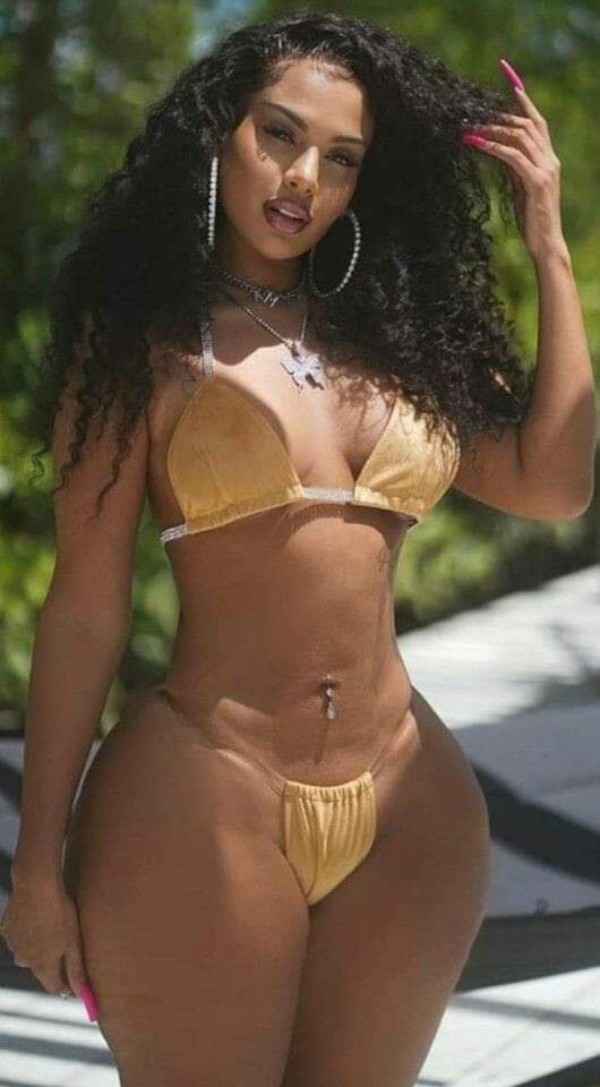 Foto 2 do Conto erotico: TEMA - JHULLY - UMA LINDA MULHER - I