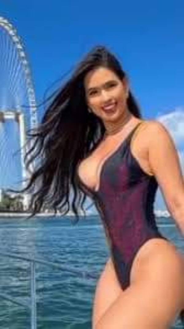 Foto 5 do Conto erotico: TEMA - UMA LINDA ESPOSA - JHU GHE