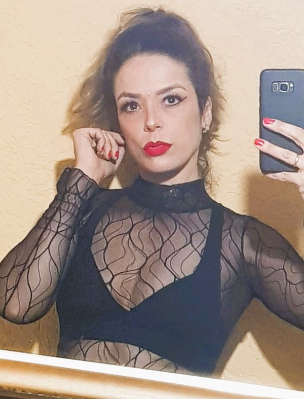 Foto 1 do Conto erotico: Além das Aparências: Encontrando o Próprio Caminho. Capítulo Setenta e Sete