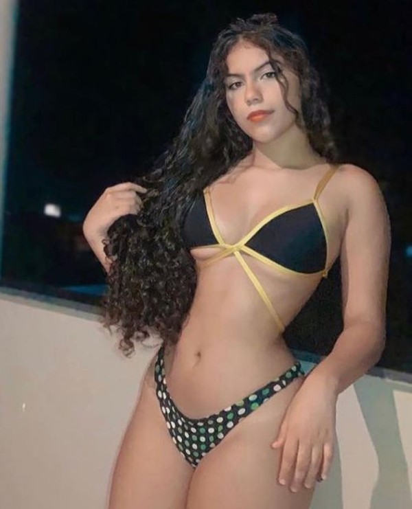 Foto 4 do Conto erotico: TEMA - UM DELICIOSO CAFÉ COM UMA LINDA MULHER