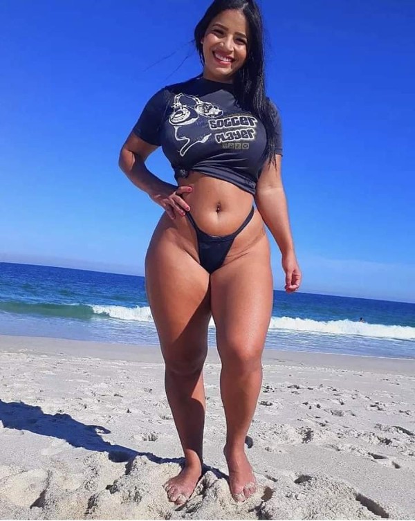 Foto 5 do Conto erotico: Uma mulher brilhante. Uma figura com auto-estima e carismática. 