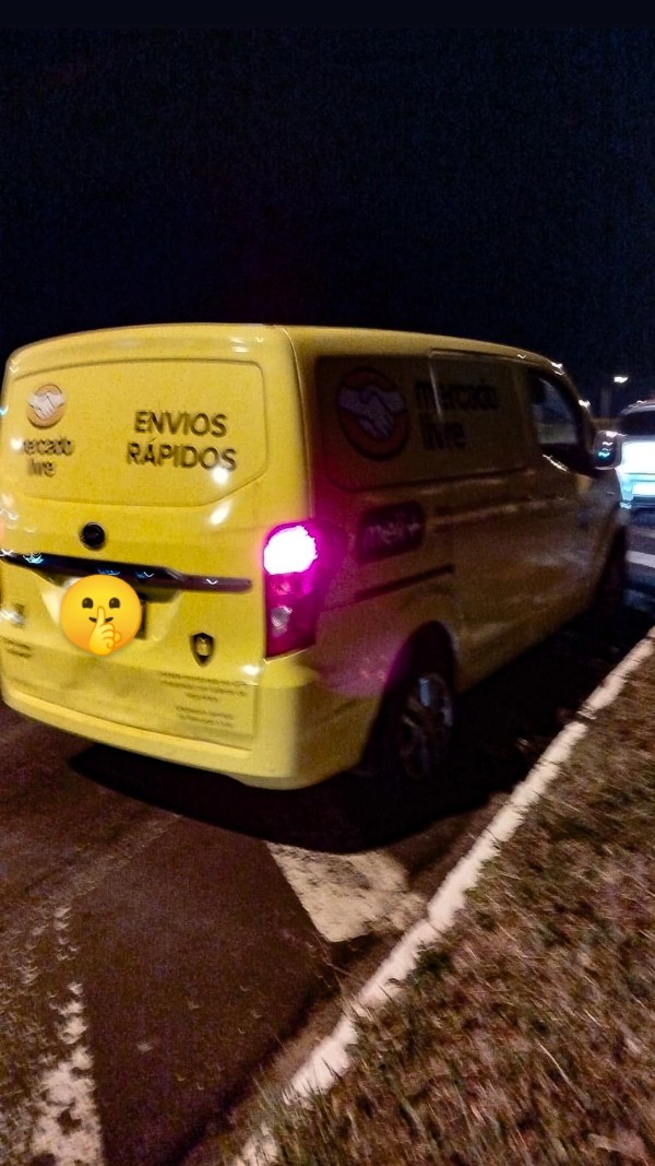 Foto 1 do Conto erotico: Mamei o entregador do Mercado Livre