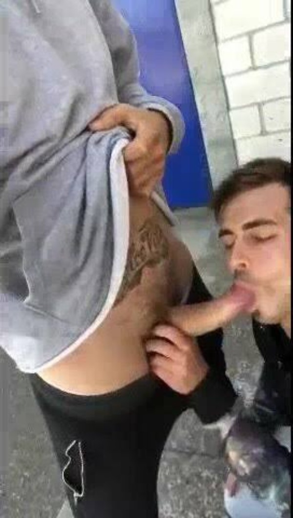 Foto 1 do Conto erotico: Reencontro inesperado: o amigo pirocudo