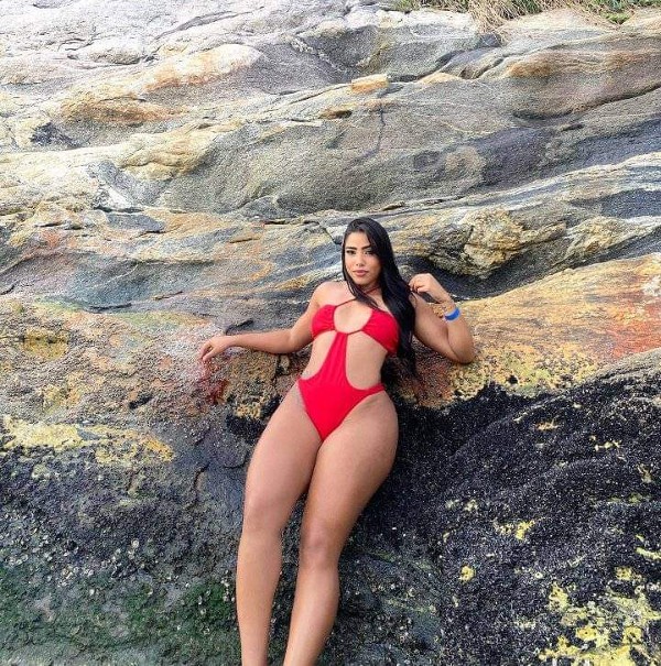 Foto 4 do Conto erotico: JHU GHE - UMA MANHÃ DE UMA LINDA DEUSA.