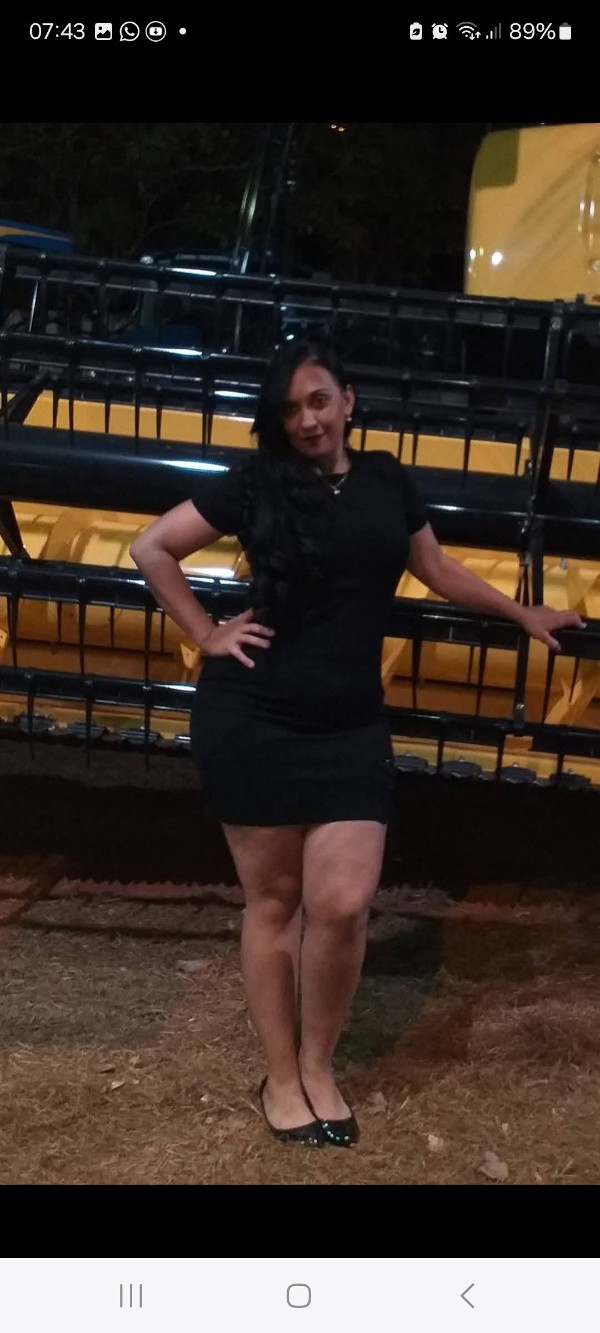 Foto 1 do Conto erotico: comi juliana a esposa do meu funcionario parte 1