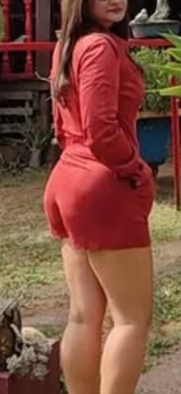 Foto 2 do Conto erotico: PASSEANDO COM TUDO PAGO PELO NAMORADO DA MINHA ESPOSA.