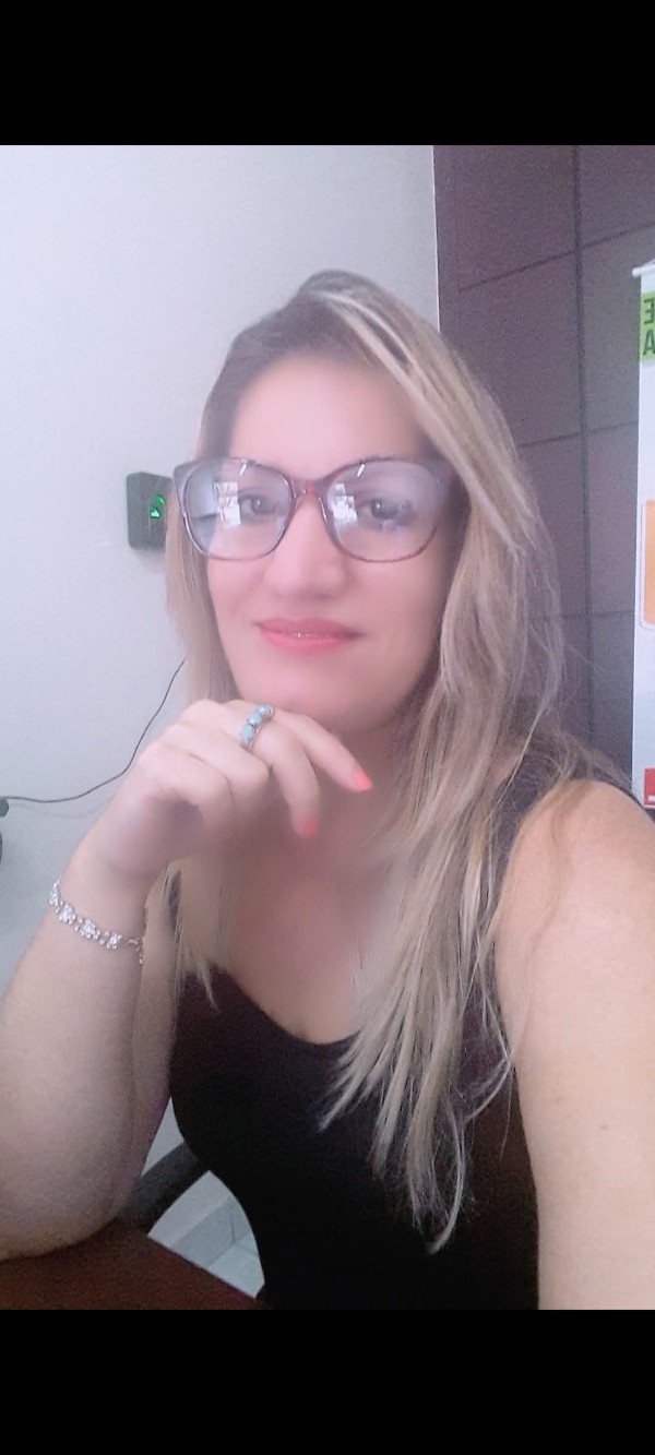 Foto 1 do Conto erotico: Como me tornei amante de uma casada evangélica lenice o inicio de uma prostituta parte 2