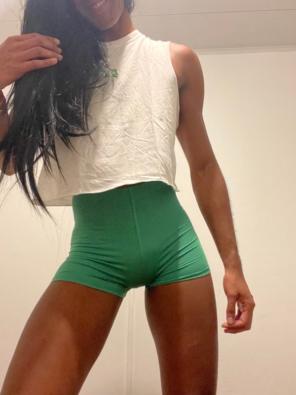 Foto 1 do Conto erotico: Descobri que nasci pra dar pro meu pai negao