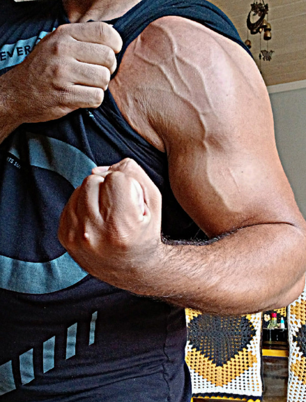 Foto 1 do Conto erotico: Esporrei na minha priminha