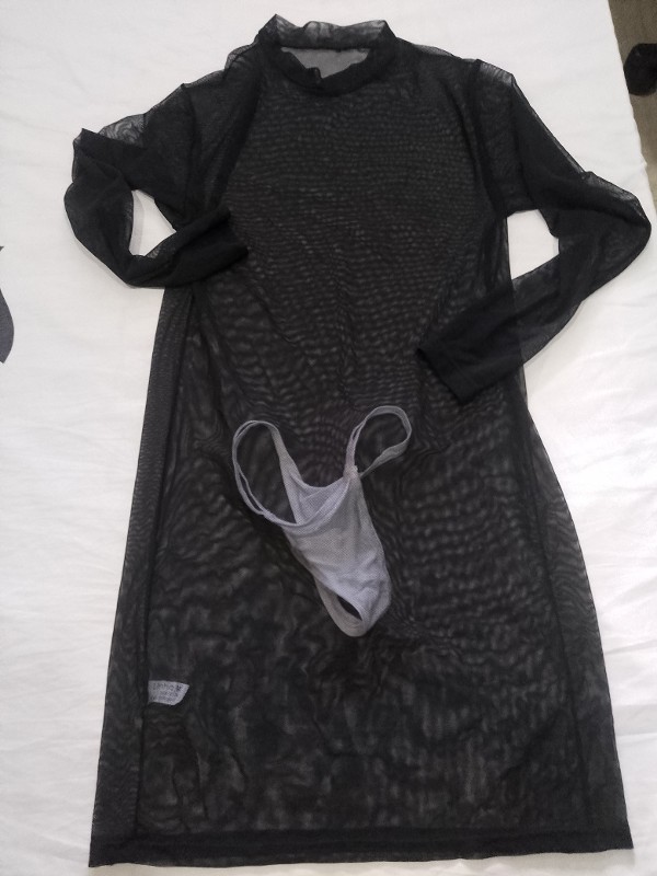 Foto 2 do Conto erotico: Look da esposa do corno