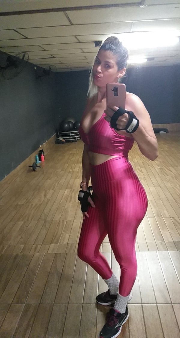 Foto 4 do Conto erotico: Como.me tornei amante de uma casada na academia parte 1