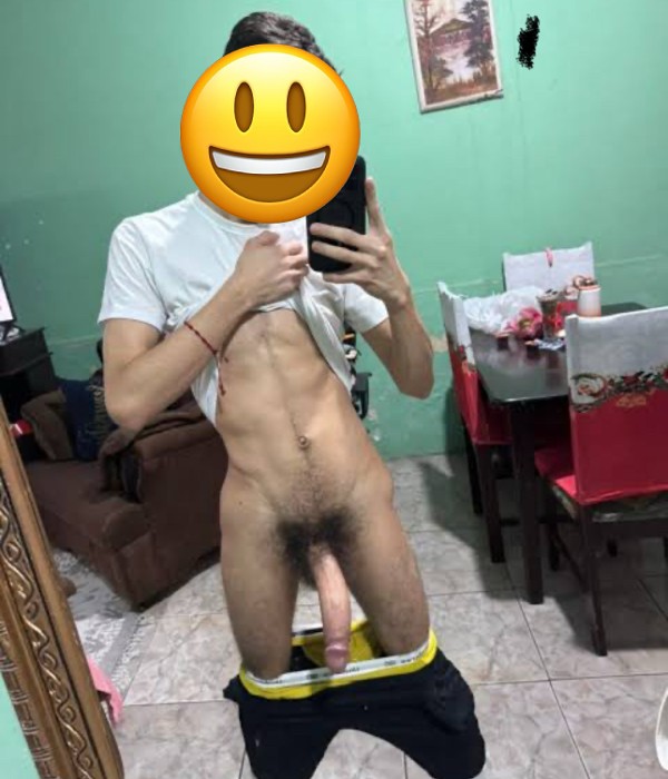 Foto 4 do Conto erotico: Peguei os muleques comendo minha doce esposa.