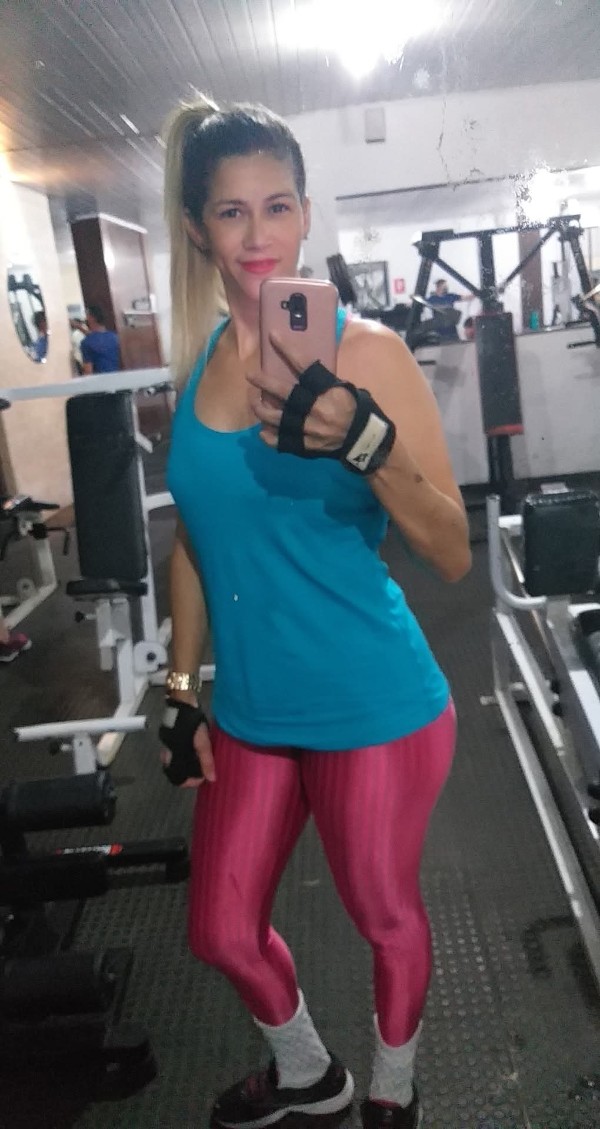 Foto 5 do Conto erotico: Como.me tornei amante de uma casada na academia parte 1