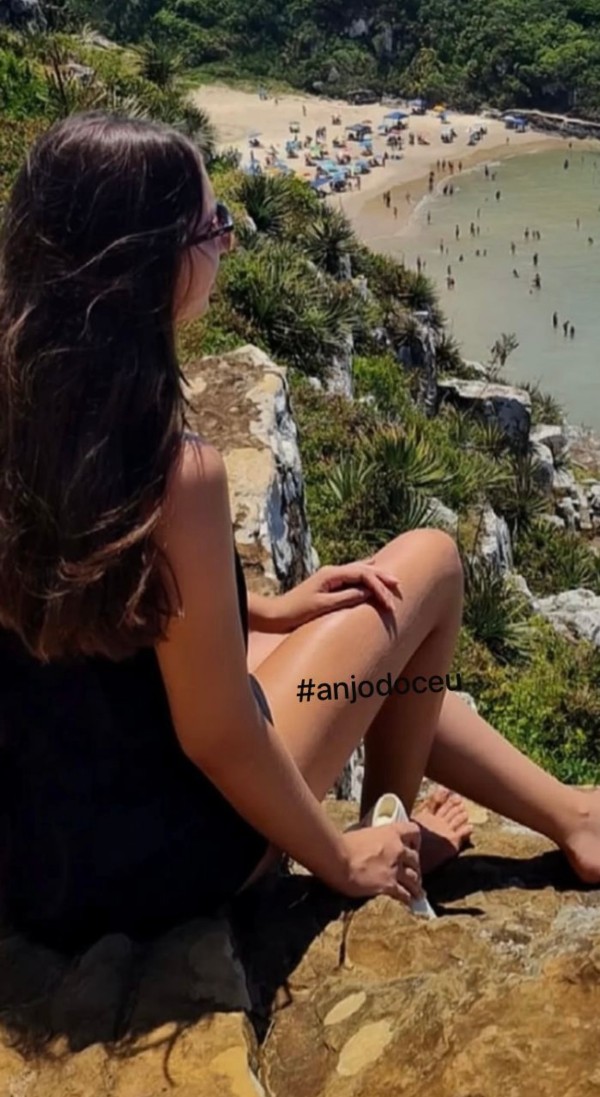 Foto 1 do Conto erotico: Enteada tesuda…mãe dela me incentiva ainda!