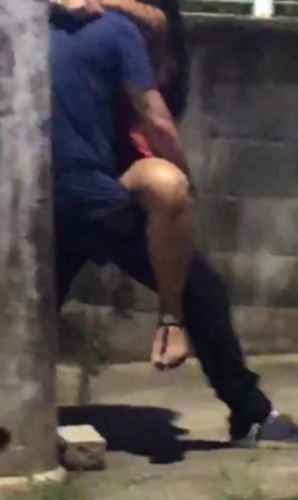 Foto 1 do Conto erotico: A garota promiscua - Um carnaval em Salvador Part3.