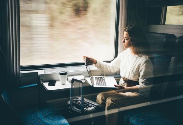 Foto 1 do Conto erotico: Trem de Alta Velocidade para Madrid