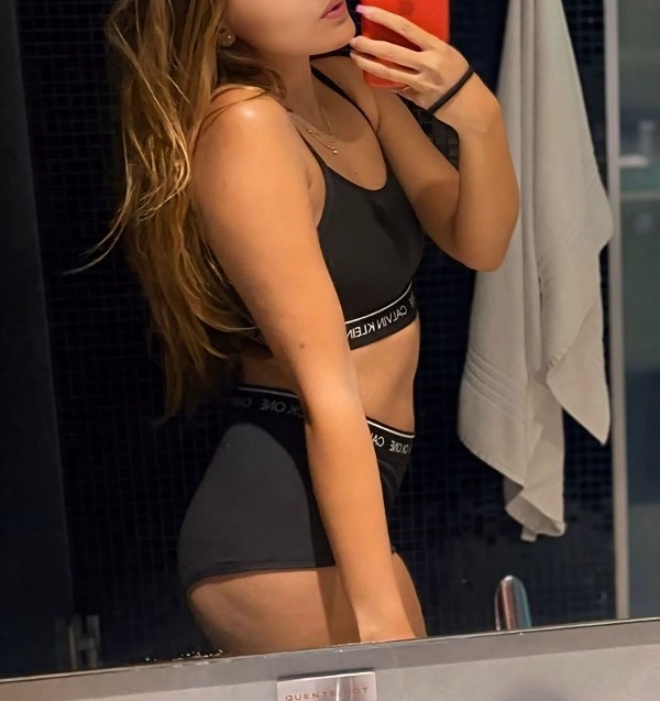 Foto 3 do Conto erotico: O dia que o primo do meu marido me deixou molhada.