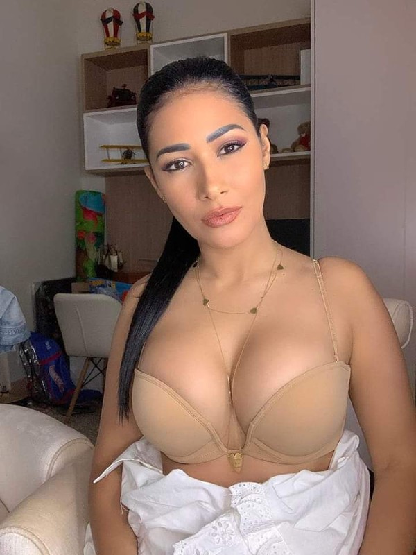Foto 3 do Conto erotico: TEMA - JHU - A PERFEIÇÃO DE UMA LINDA MULHER.