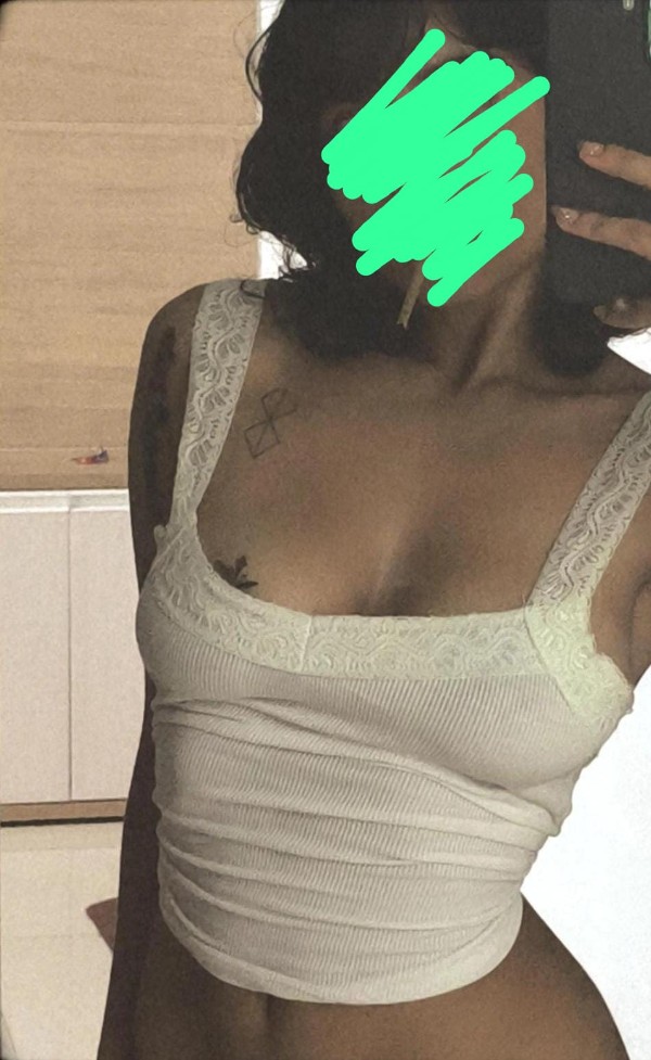 Foto 1 do Conto erotico: Cuckold desde a adolescência pt.2