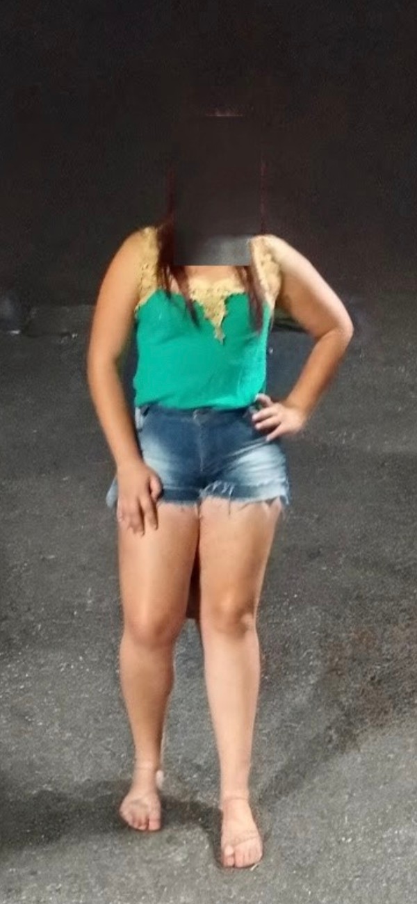 Foto 1 do Conto erotico: Dei para 2 policias dentro da viatura, um deles marido da minha colega