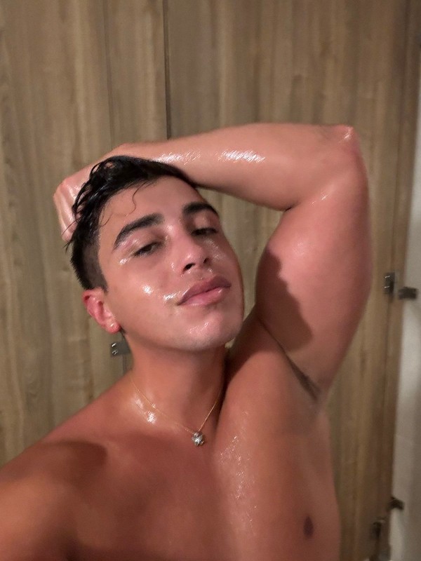 Foto 2 do Conto erotico: Gilson - Parte 5: A Última Noite