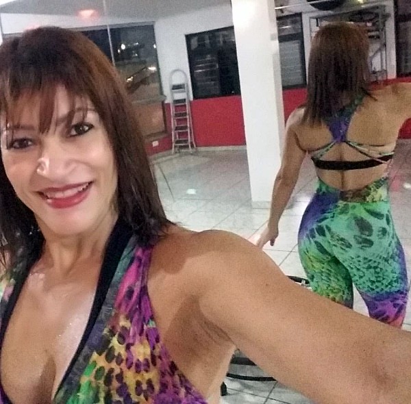 Foto 2 do Conto erotico: como comi a personal casada da minha esposa parte 2