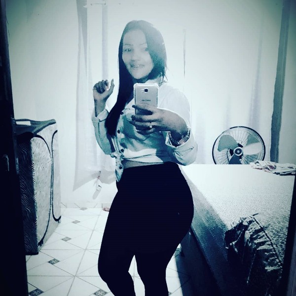 Foto 2 do Conto erotico: Como dei um empurraozinho para uma casada viraputa de cabare parte 3